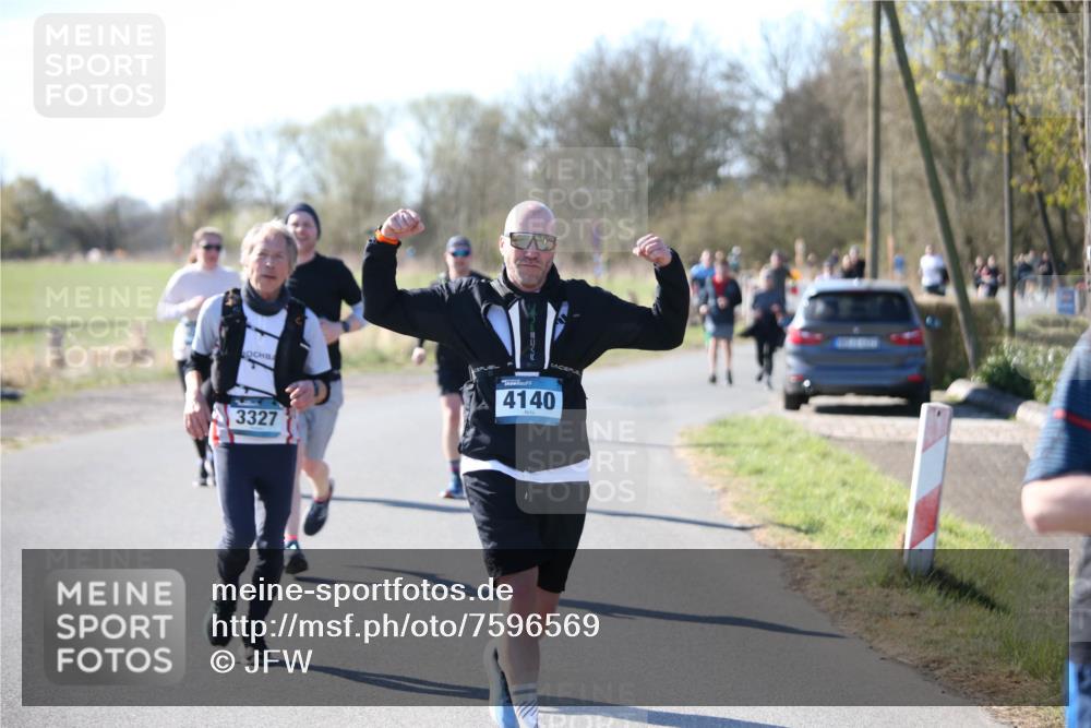 06.04.2025 - 44. Internationalen Wilhelmsburger Insellauf Jannik Wohlers http://msf.ph/oto/7596569 06.04.2025 10:35:19 Laufen 3327, 4140 meine-sportfotos.de