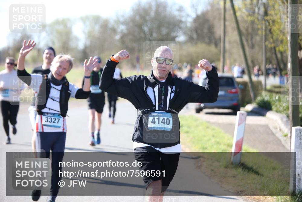 06.04.2025 - 44. Internationalen Wilhelmsburger Insellauf Jannik Wohlers http://msf.ph/oto/7596591 06.04.2025 10:35:20 Laufen 3327, 4140 meine-sportfotos.de