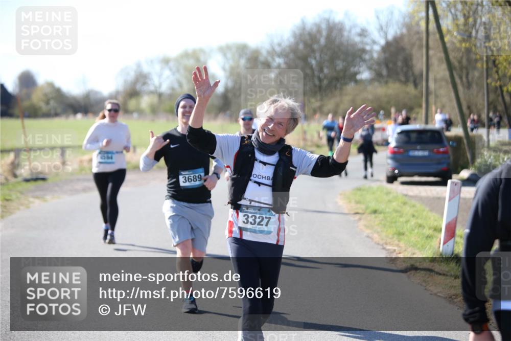 06.04.2025 - 44. Internationalen Wilhelmsburger Insellauf Jannik Wohlers http://msf.ph/oto/7596619 06.04.2025 10:35:21 Laufen 15164, 3689, 3327 meine-sportfotos.de