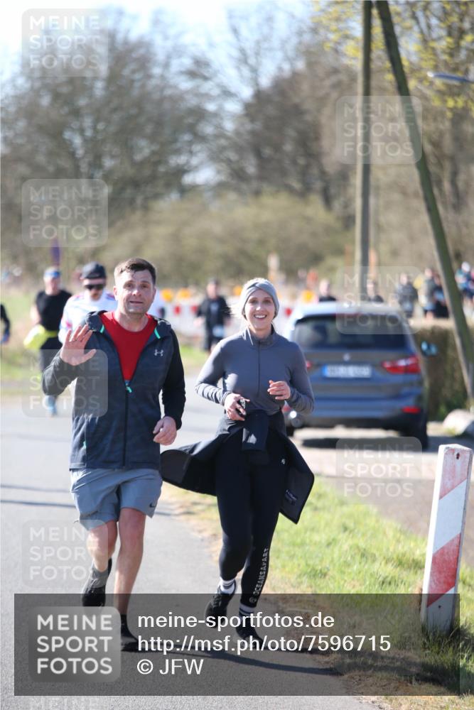 06.04.2025 - 44. Internationalen Wilhelmsburger Insellauf Jannik Wohlers http://msf.ph/oto/7596715 06.04.2025 10:35:31 Laufen  meine-sportfotos.de