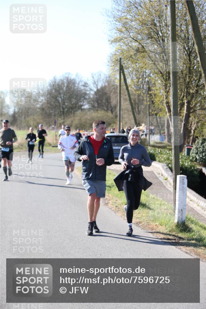 06.04.2025 - 44. Internationalen Wilhelmsburger Insellauf Jannik Wohlers http://msf.ph/oto/7596725 06.04.2025 10:35:32 Laufen  meine-sportfotos.de