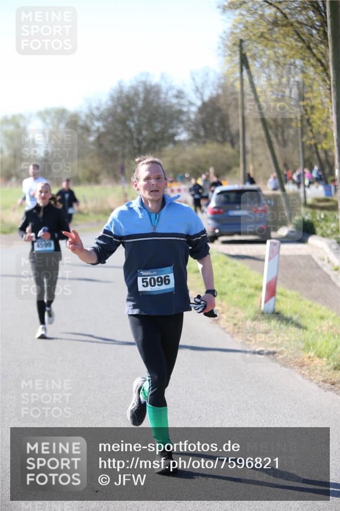 06.04.2025 - 44. Internationalen Wilhelmsburger Insellauf Jannik Wohlers http://msf.ph/oto/7596821 06.04.2025 10:35:39 Laufen 4599, 5096 meine-sportfotos.de