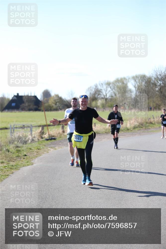 06.04.2025 - 44. Internationalen Wilhelmsburger Insellauf Jannik Wohlers http://msf.ph/oto/7596857 06.04.2025 10:35:43 Laufen 5107, 4161 meine-sportfotos.de