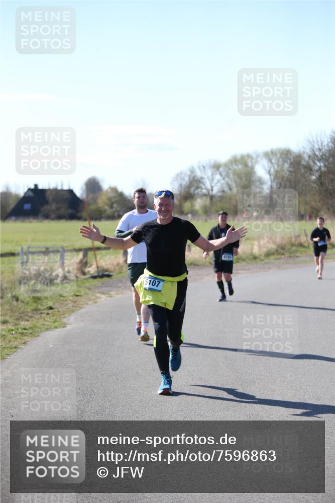 06.04.2025 - 44. Internationalen Wilhelmsburger Insellauf Jannik Wohlers http://msf.ph/oto/7596863 06.04.2025 10:35:43 Laufen 5107, 4161 meine-sportfotos.de
