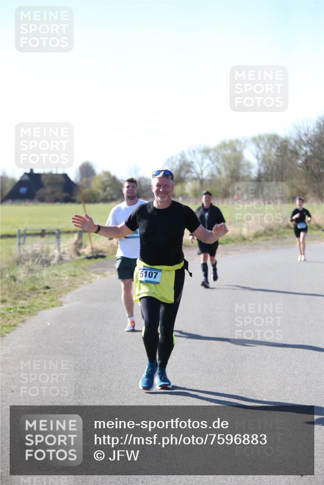06.04.2025 - 44. Internationalen Wilhelmsburger Insellauf Jannik Wohlers http://msf.ph/oto/7596883 06.04.2025 10:35:44 Laufen 5107 meine-sportfotos.de