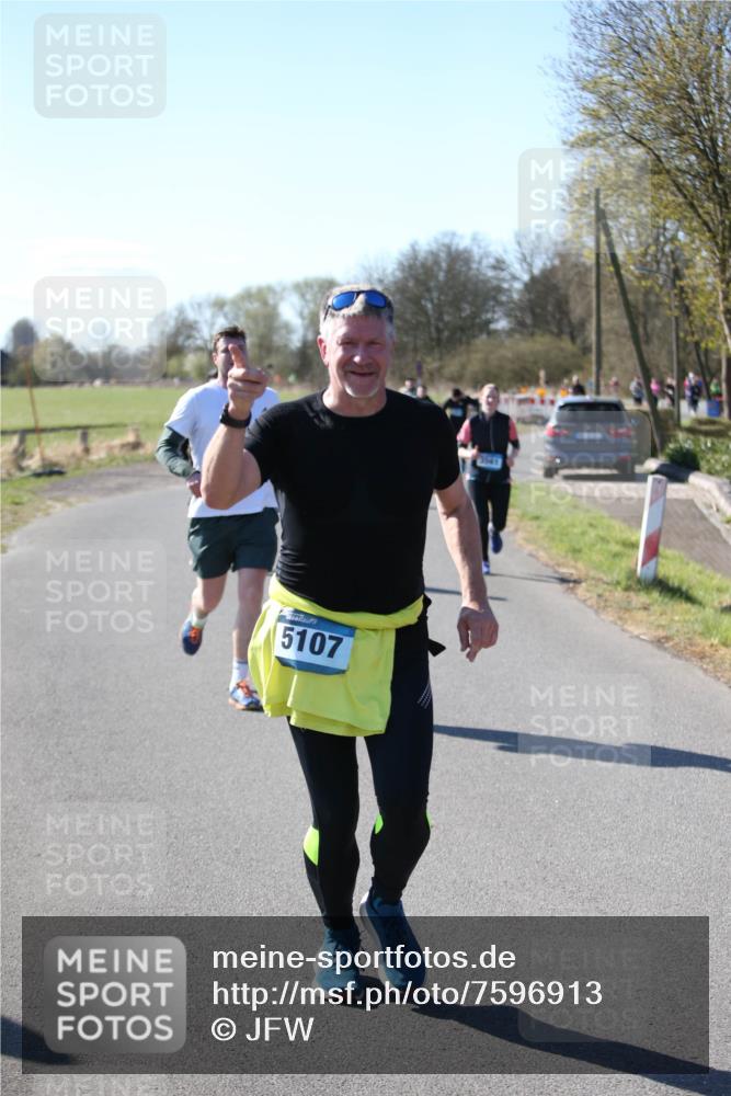 06.04.2025 - 44. Internationalen Wilhelmsburger Insellauf Jannik Wohlers http://msf.ph/oto/7596913 06.04.2025 10:35:45 Laufen 5107, 3561 meine-sportfotos.de