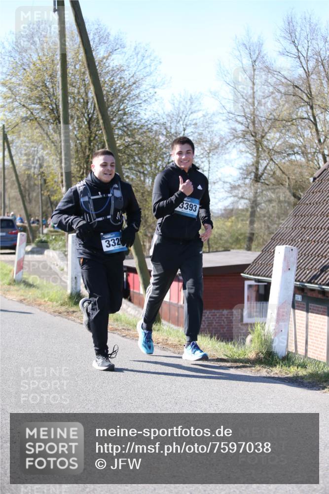 06.04.2025 - 44. Internationalen Wilhelmsburger Insellauf Jannik Wohlers http://msf.ph/oto/7597038 06.04.2025 10:35:57 Laufen 332, 3393 meine-sportfotos.de