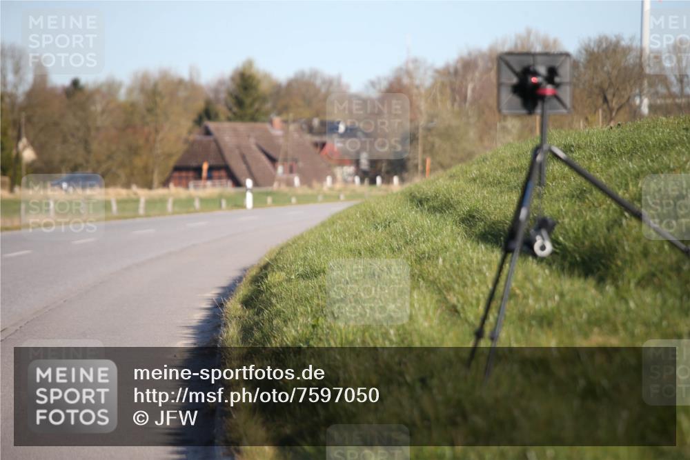 06.04.2025 - 44. Internationalen Wilhelmsburger Insellauf Jannik Wohlers http://msf.ph/oto/7597050 06.04.2025 09:09:19 Laufen  meine-sportfotos.de