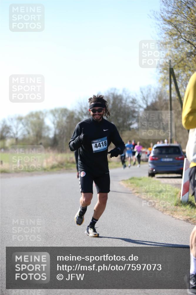 06.04.2025 - 44. Internationalen Wilhelmsburger Insellauf Jannik Wohlers http://msf.ph/oto/7597073 06.04.2025 10:36:00 Laufen 4418 meine-sportfotos.de