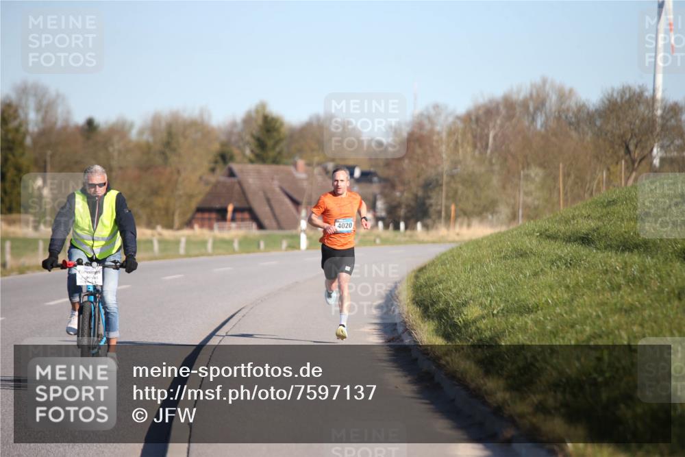 06.04.2025 - 44. Internationalen Wilhelmsburger Insellauf Jannik Wohlers http://msf.ph/oto/7597137 06.04.2025 09:15:30 Laufen 4020 meine-sportfotos.de