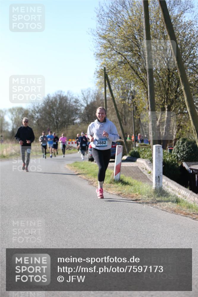 06.04.2025 - 44. Internationalen Wilhelmsburger Insellauf Jannik Wohlers http://msf.ph/oto/7597173 06.04.2025 10:36:03 Laufen 3882 meine-sportfotos.de