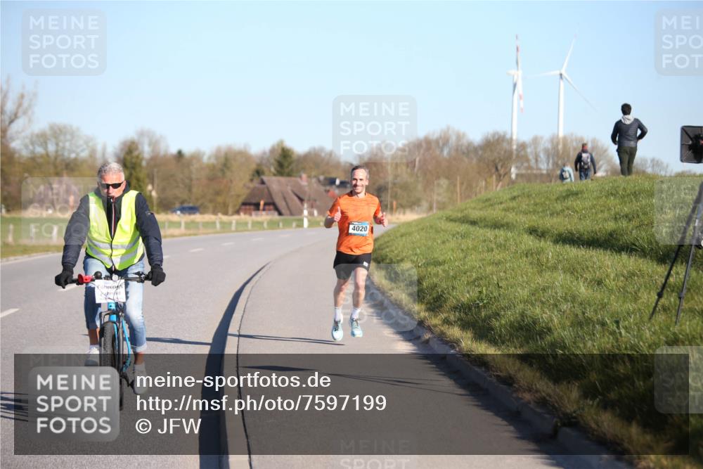 06.04.2025 - 44. Internationalen Wilhelmsburger Insellauf Jannik Wohlers http://msf.ph/oto/7597199 06.04.2025 09:15:34 Laufen 4020 meine-sportfotos.de