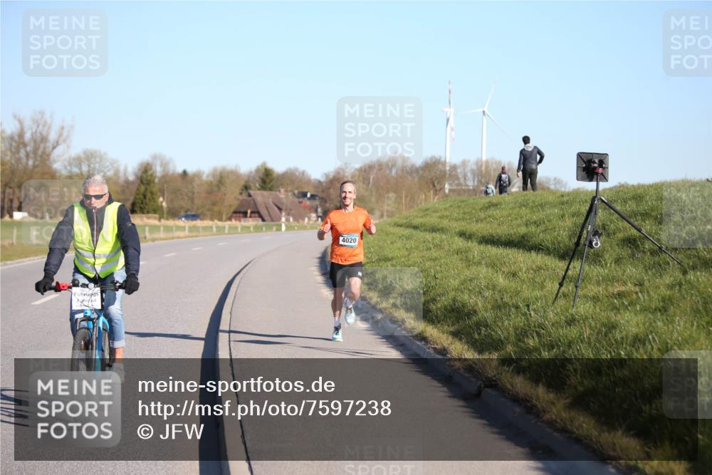 06.04.2025 - 44. Internationalen Wilhelmsburger Insellauf Jannik Wohlers http://msf.ph/oto/7597238 06.04.2025 09:15:34 Laufen 4020 meine-sportfotos.de