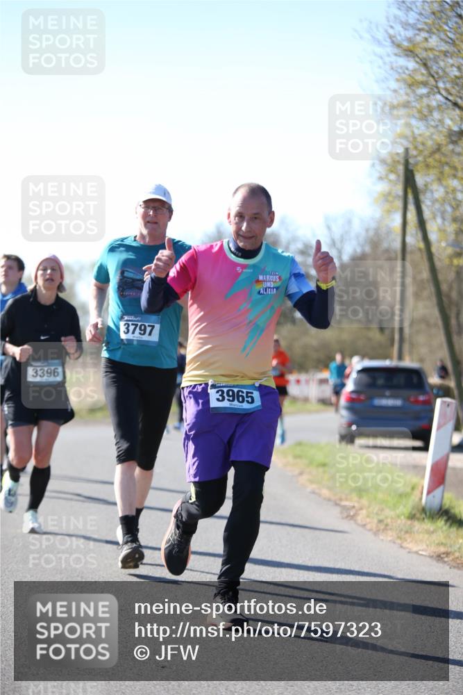 06.04.2025 - 44. Internationalen Wilhelmsburger Insellauf Jannik Wohlers http://msf.ph/oto/7597323 06.04.2025 10:36:22 Laufen 3396, 3797, 3965 meine-sportfotos.de