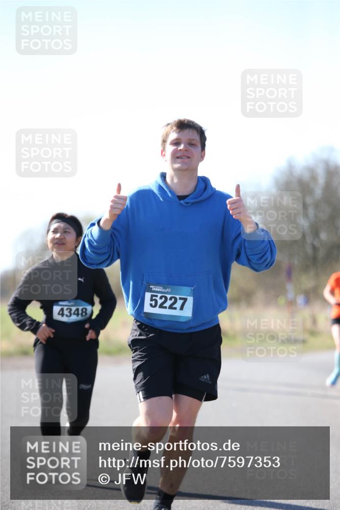 06.04.2025 - 44. Internationalen Wilhelmsburger Insellauf Jannik Wohlers http://msf.ph/oto/7597353 06.04.2025 10:36:25 Laufen 4348, 5227 meine-sportfotos.de