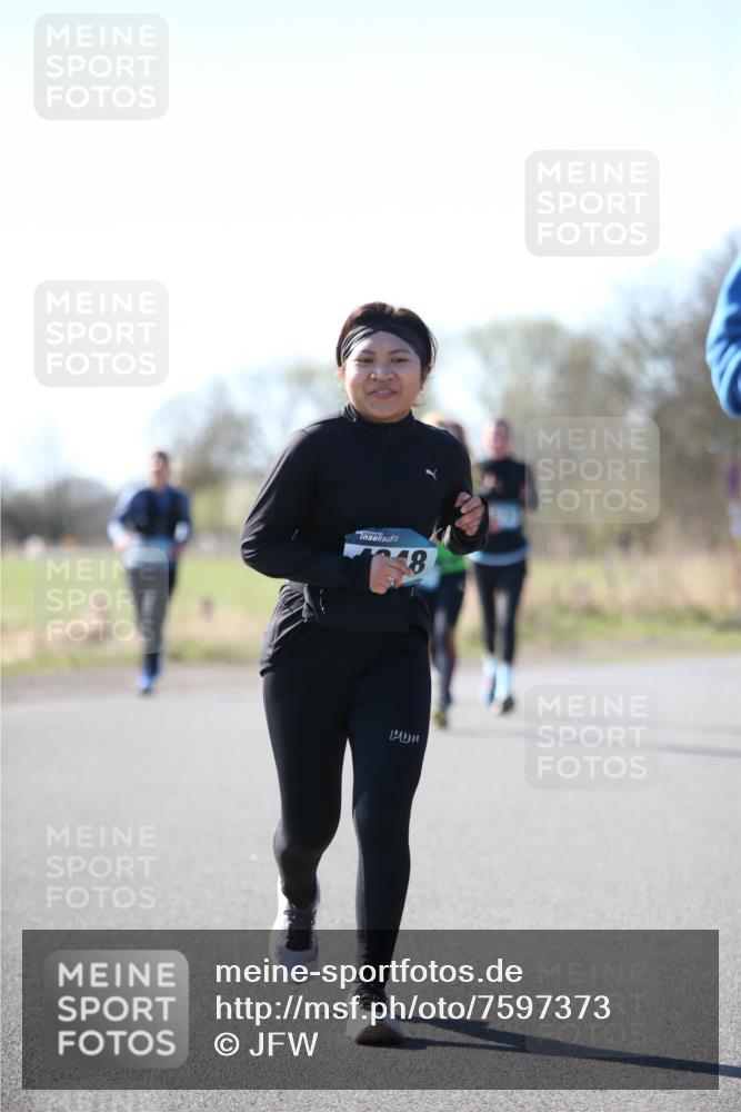 06.04.2025 - 44. Internationalen Wilhelmsburger Insellauf Jannik Wohlers http://msf.ph/oto/7597373 06.04.2025 10:36:26 Laufen 48 meine-sportfotos.de