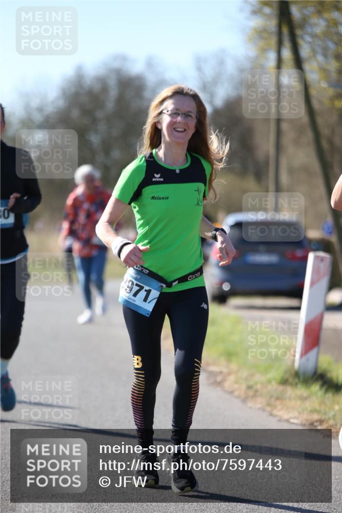 06.04.2025 - 44. Internationalen Wilhelmsburger Insellauf Jannik Wohlers http://msf.ph/oto/7597443 06.04.2025 10:36:31 Laufen 0, 971 meine-sportfotos.de