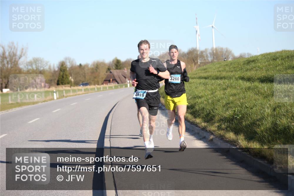 06.04.2025 - 44. Internationalen Wilhelmsburger Insellauf Jannik Wohlers http://msf.ph/oto/7597651 06.04.2025 09:16:35 Laufen 4819, 3260 meine-sportfotos.de