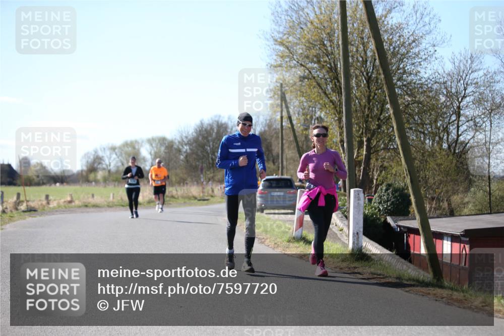 06.04.2025 - 44. Internationalen Wilhelmsburger Insellauf Jannik Wohlers http://msf.ph/oto/7597720 06.04.2025 10:37:02 Laufen  meine-sportfotos.de