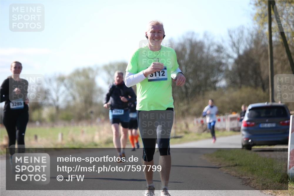 06.04.2025 - 44. Internationalen Wilhelmsburger Insellauf Jannik Wohlers http://msf.ph/oto/7597799 06.04.2025 10:37:18 Laufen 3285, 3642, 5112 meine-sportfotos.de