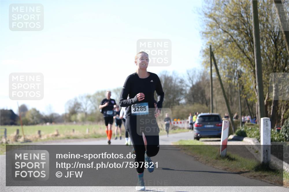 06.04.2025 - 44. Internationalen Wilhelmsburger Insellauf Jannik Wohlers http://msf.ph/oto/7597821 06.04.2025 10:37:22 Laufen 3285 meine-sportfotos.de