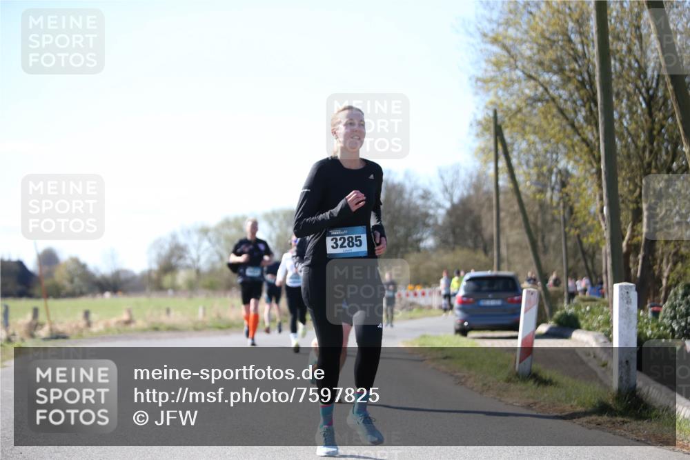 06.04.2025 - 44. Internationalen Wilhelmsburger Insellauf Jannik Wohlers http://msf.ph/oto/7597825 06.04.2025 10:37:22 Laufen 3285 meine-sportfotos.de