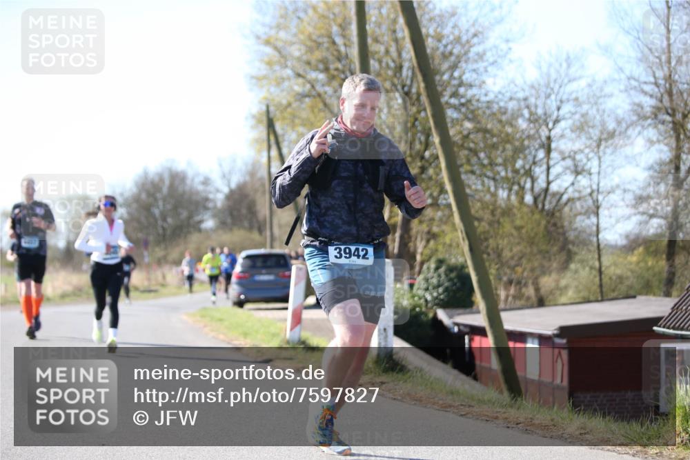 06.04.2025 - 44. Internationalen Wilhelmsburger Insellauf Jannik Wohlers http://msf.ph/oto/7597827 06.04.2025 10:37:24 Laufen 3942 meine-sportfotos.de