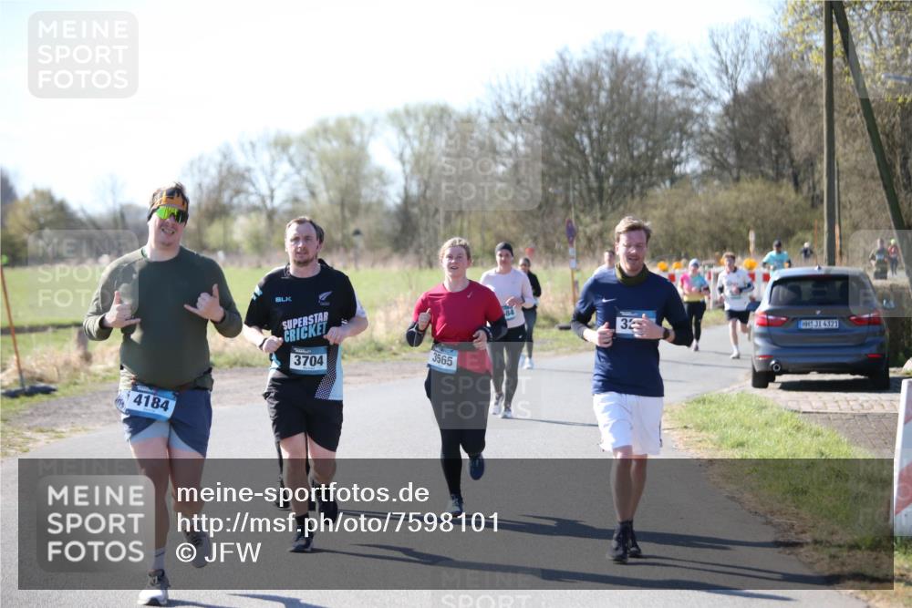 06.04.2025 - 44. Internationalen Wilhelmsburger Insellauf Jannik Wohlers http://msf.ph/oto/7598101 06.04.2025 10:37:53 Laufen 4184, 3704, 3565, 32, 31, 4321 meine-sportfotos.de