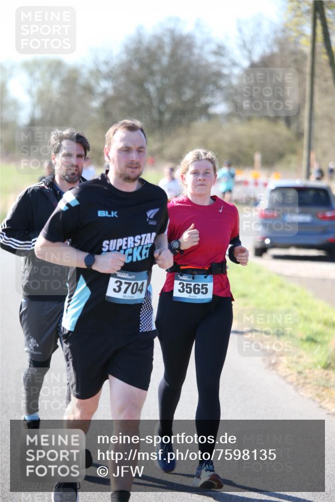 06.04.2025 - 44. Internationalen Wilhelmsburger Insellauf Jannik Wohlers http://msf.ph/oto/7598135 06.04.2025 10:37:56 Laufen 3704, 3565 meine-sportfotos.de