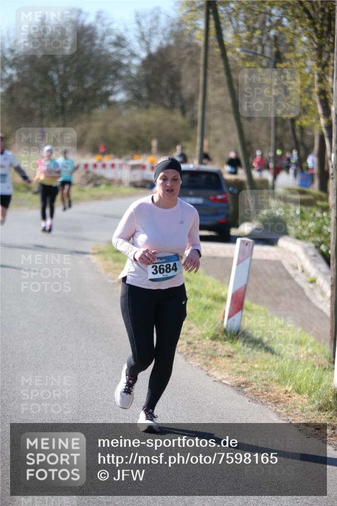 06.04.2025 - 44. Internationalen Wilhelmsburger Insellauf Jannik Wohlers http://msf.ph/oto/7598165 06.04.2025 10:38:00 Laufen 3684 meine-sportfotos.de