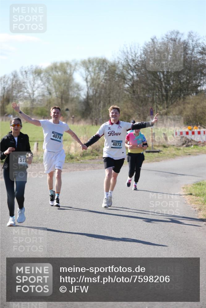 06.04.2025 - 44. Internationalen Wilhelmsburger Insellauf Jannik Wohlers http://msf.ph/oto/7598206 06.04.2025 10:38:02 Laufen 511, 4074, 4072 meine-sportfotos.de