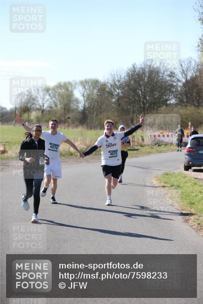 06.04.2025 - 44. Internationalen Wilhelmsburger Insellauf Jannik Wohlers http://msf.ph/oto/7598233 06.04.2025 10:38:03 Laufen 51, 4074, 4072 meine-sportfotos.de