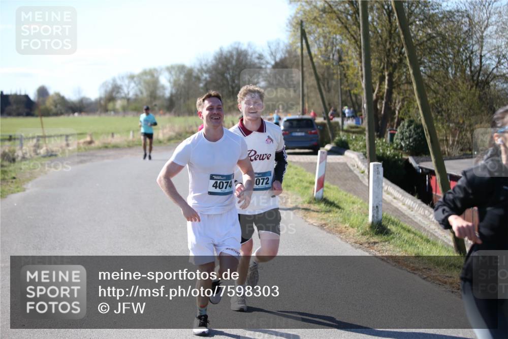 06.04.2025 - 44. Internationalen Wilhelmsburger Insellauf Jannik Wohlers http://msf.ph/oto/7598303 06.04.2025 10:38:07 Laufen 4074, 072 meine-sportfotos.de