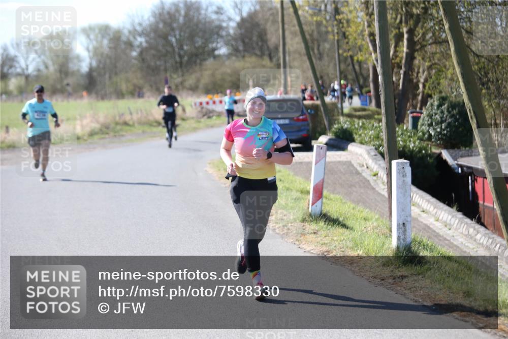 06.04.2025 - 44. Internationalen Wilhelmsburger Insellauf Jannik Wohlers http://msf.ph/oto/7598330 06.04.2025 10:38:09 Laufen  meine-sportfotos.de