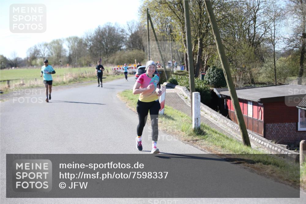 06.04.2025 - 44. Internationalen Wilhelmsburger Insellauf Jannik Wohlers http://msf.ph/oto/7598337 06.04.2025 10:38:10 Laufen  meine-sportfotos.de