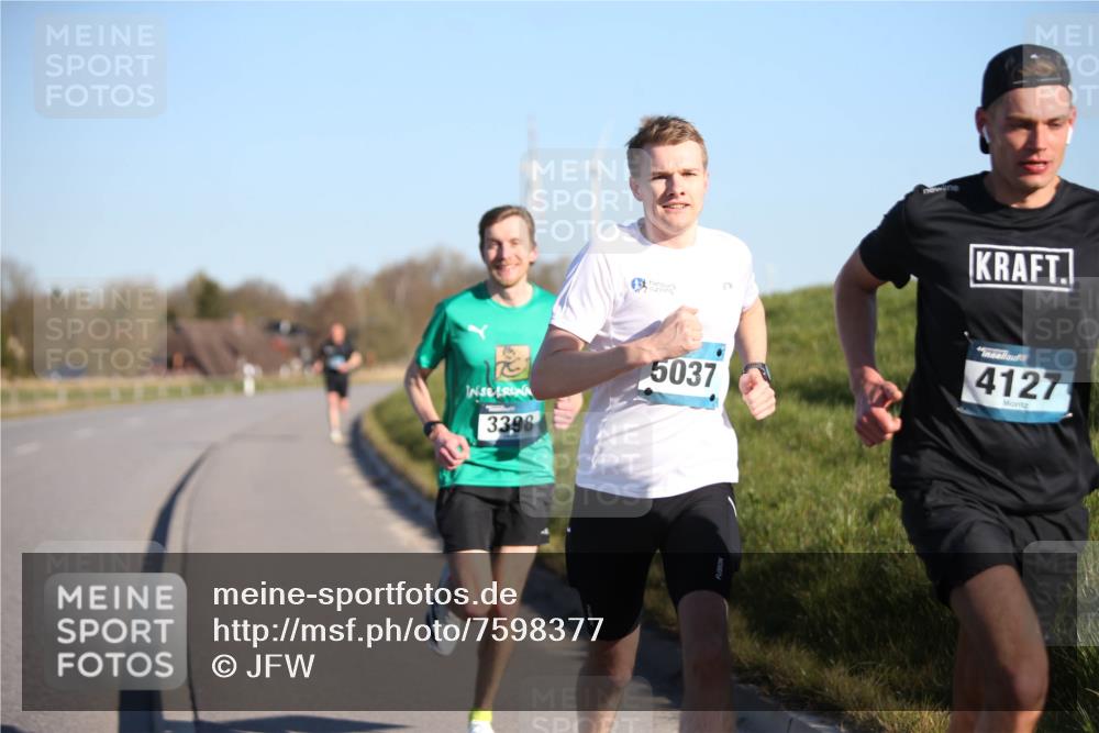 06.04.2025 - 44. Internationalen Wilhelmsburger Insellauf Jannik Wohlers http://msf.ph/oto/7598377 06.04.2025 09:17:15 Laufen 3396, 5037, 4127 meine-sportfotos.de