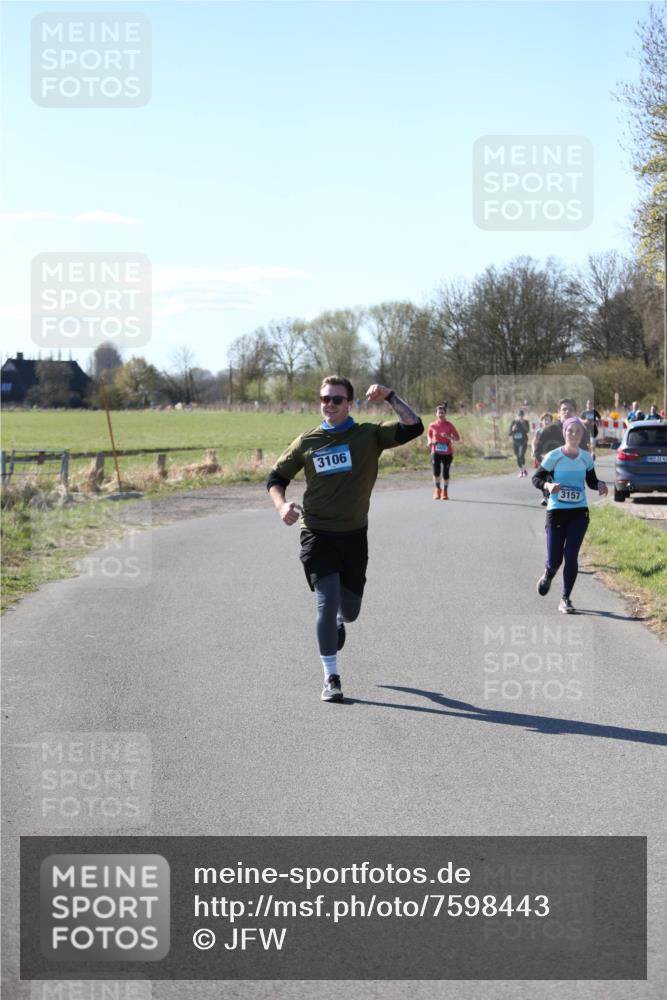 06.04.2025 - 44. Internationalen Wilhelmsburger Insellauf Jannik Wohlers http://msf.ph/oto/7598443 06.04.2025 10:38:23 Laufen 3106, 3157 meine-sportfotos.de