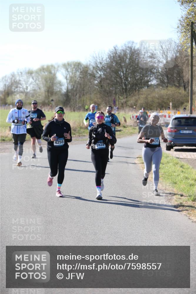 06.04.2025 - 44. Internationalen Wilhelmsburger Insellauf Jannik Wohlers http://msf.ph/oto/7598557 06.04.2025 10:38:36 Laufen 4473, 4255, 3928, 431, 31, 4323 meine-sportfotos.de