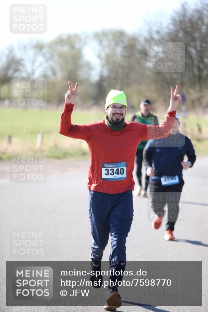 06.04.2025 - 44. Internationalen Wilhelmsburger Insellauf Jannik Wohlers http://msf.ph/oto/7598770 06.04.2025 10:38:47 Laufen 3340, 4940 meine-sportfotos.de