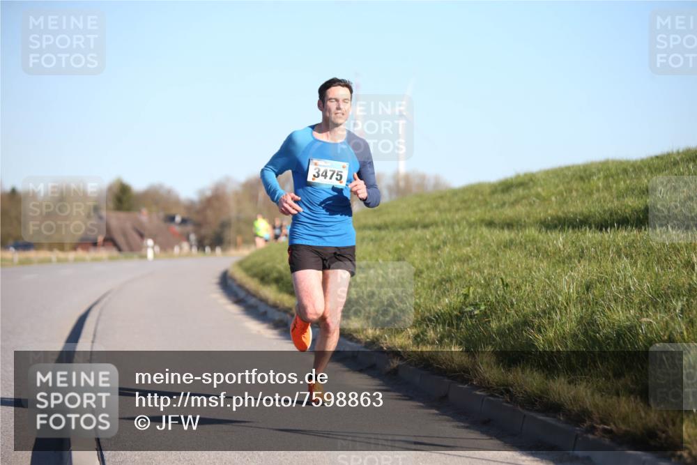 06.04.2025 - 44. Internationalen Wilhelmsburger Insellauf Jannik Wohlers http://msf.ph/oto/7598863 06.04.2025 09:17:59 Laufen 3475 meine-sportfotos.de