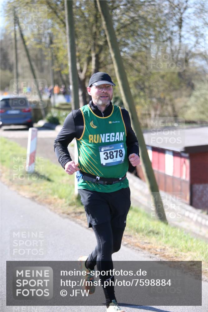 06.04.2025 - 44. Internationalen Wilhelmsburger Insellauf Jannik Wohlers http://msf.ph/oto/7598884 06.04.2025 10:38:55 Laufen 3878 meine-sportfotos.de