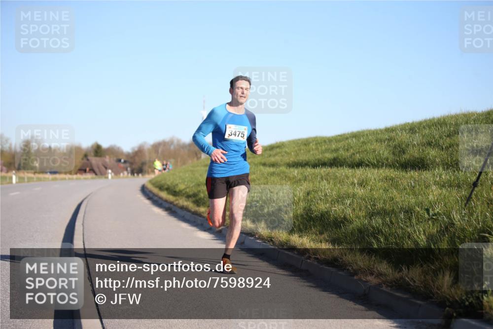 06.04.2025 - 44. Internationalen Wilhelmsburger Insellauf Jannik Wohlers http://msf.ph/oto/7598924 06.04.2025 09:17:59 Laufen 3475 meine-sportfotos.de