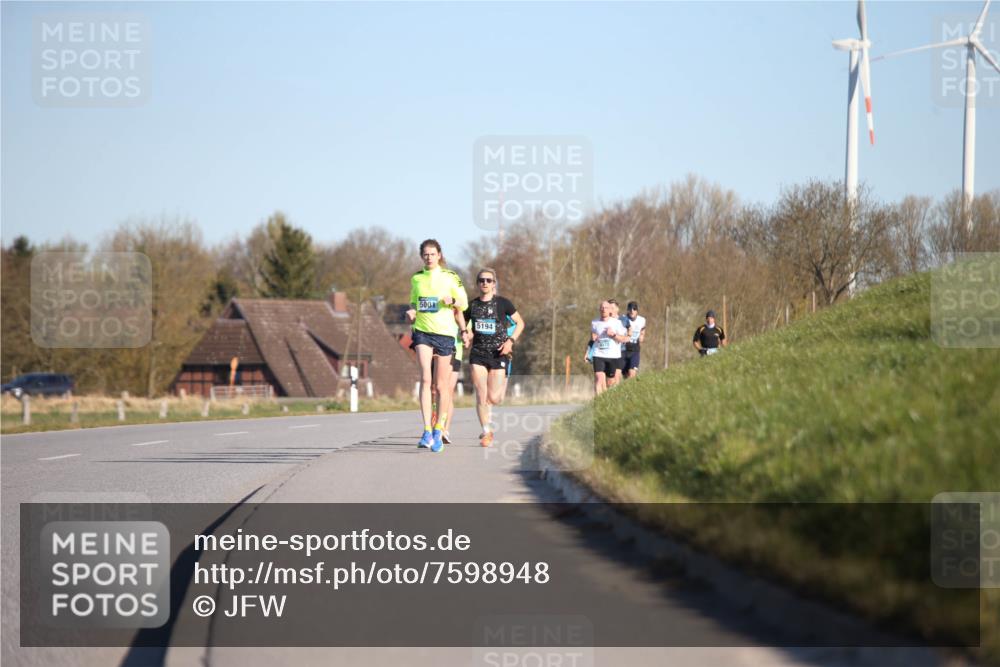 06.04.2025 - 44. Internationalen Wilhelmsburger Insellauf Jannik Wohlers http://msf.ph/oto/7598948 06.04.2025 09:18:09 Laufen 5001, 5194 meine-sportfotos.de