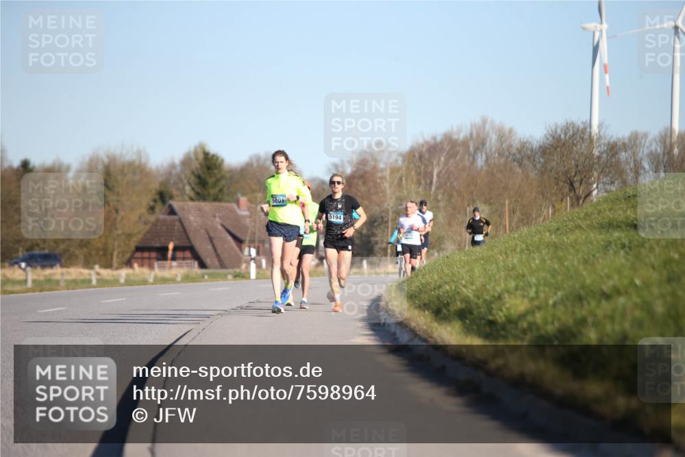 06.04.2025 - 44. Internationalen Wilhelmsburger Insellauf Jannik Wohlers http://msf.ph/oto/7598964 06.04.2025 09:18:10 Laufen 5001, 5194, 4572 meine-sportfotos.de