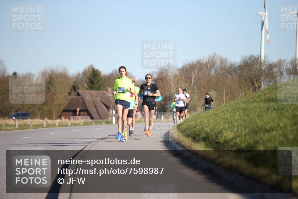 06.04.2025 - 44. Internationalen Wilhelmsburger Insellauf Jannik Wohlers http://msf.ph/oto/7598987 06.04.2025 09:18:11 Laufen 5001, 51 meine-sportfotos.de
