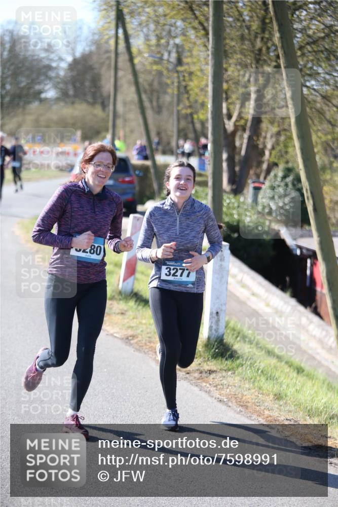 06.04.2025 - 44. Internationalen Wilhelmsburger Insellauf Jannik Wohlers http://msf.ph/oto/7598991 06.04.2025 10:39:26 Laufen 80, 3277 meine-sportfotos.de