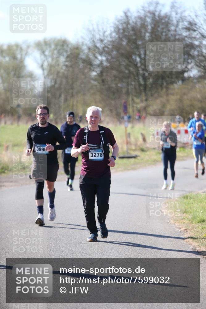 06.04.2025 - 44. Internationalen Wilhelmsburger Insellauf Jannik Wohlers http://msf.ph/oto/7599032 06.04.2025 10:39:31 Laufen 399, 3278 meine-sportfotos.de