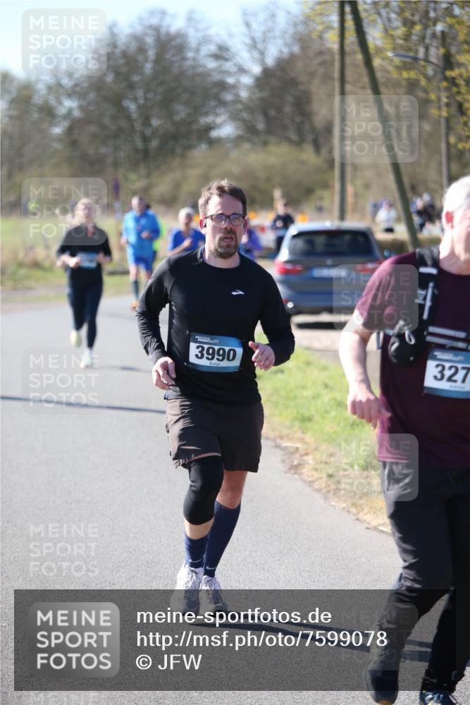 06.04.2025 - 44. Internationalen Wilhelmsburger Insellauf Jannik Wohlers http://msf.ph/oto/7599078 06.04.2025 10:39:36 Laufen 3990, 327 meine-sportfotos.de