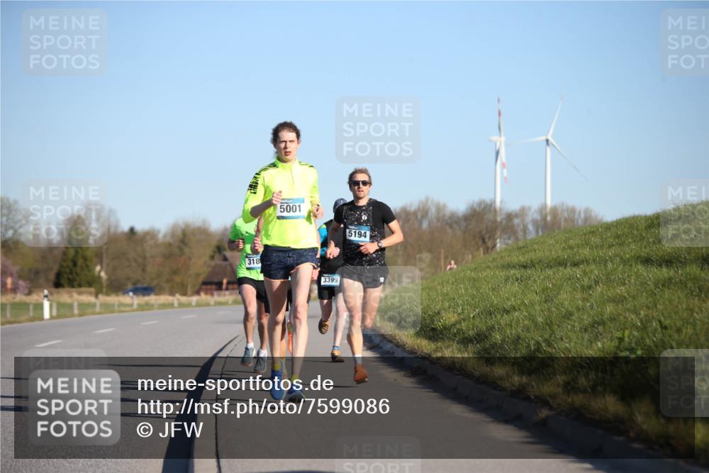 06.04.2025 - 44. Internationalen Wilhelmsburger Insellauf Jannik Wohlers http://msf.ph/oto/7599086 06.04.2025 09:18:17 Laufen 5001, 5194, 318, 3399 meine-sportfotos.de