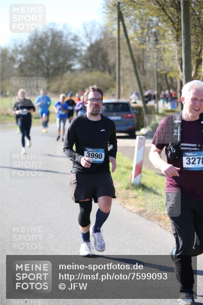 06.04.2025 - 44. Internationalen Wilhelmsburger Insellauf Jannik Wohlers http://msf.ph/oto/7599093 06.04.2025 10:39:37 Laufen 3990, 3278 meine-sportfotos.de